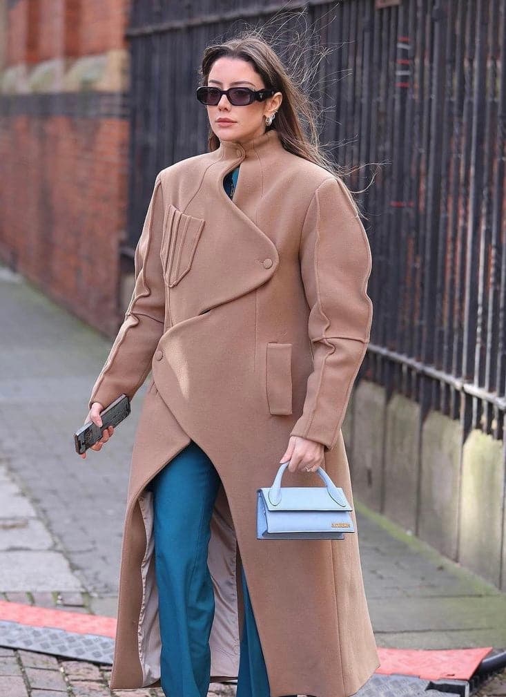 ASYMMETRIC WOOL-BLEND COAT | Blikvanger | CULT MIA