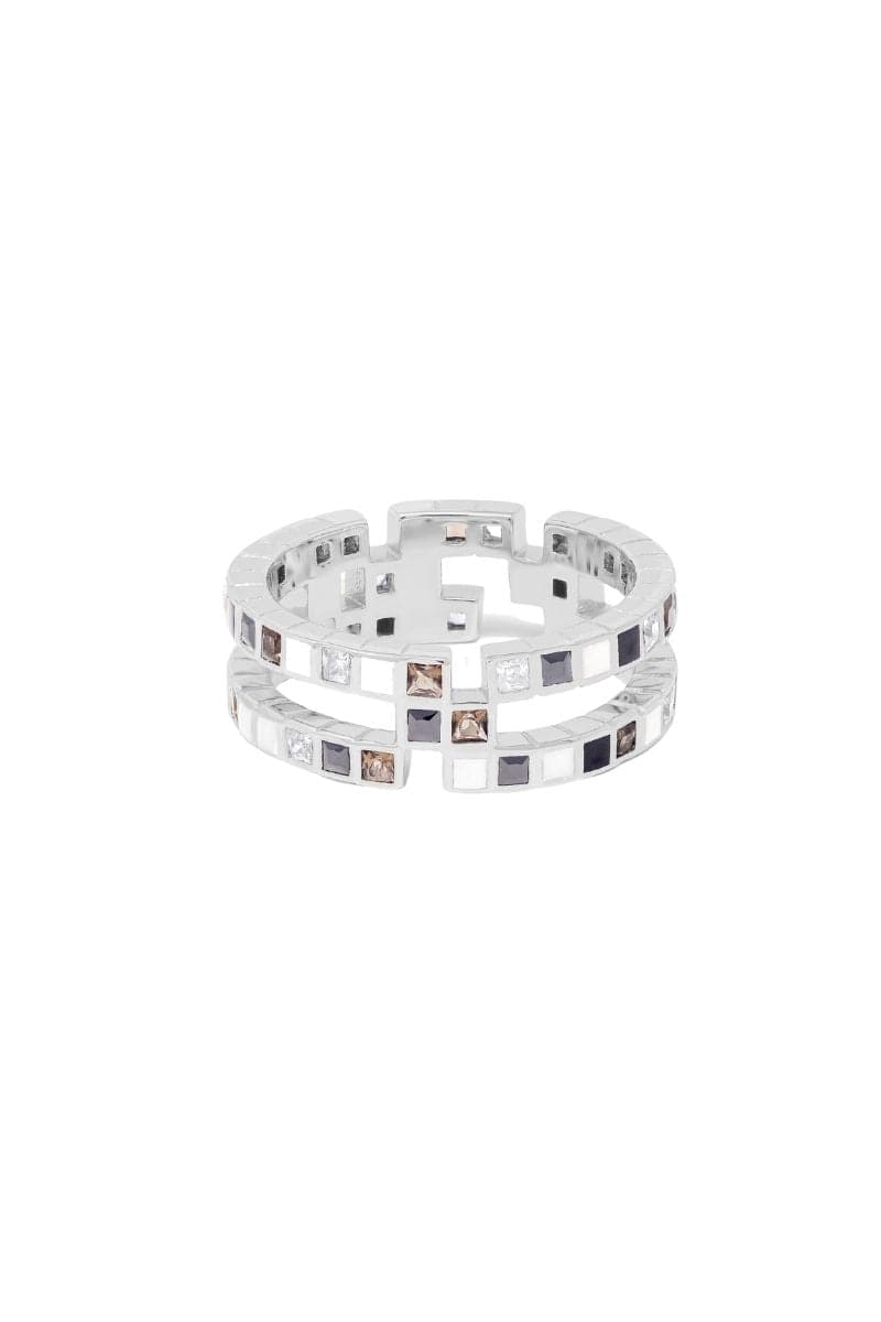 EDXÚ Chichi Rhodium Ring showcasing a sleek silver band with a polished finish, perfect for elegant jewelry style.