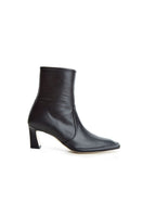 Je La Connais Calais black ankle boots, EU size 35, featuring sleek design and low heel, perfect for casual or dressy outfits.