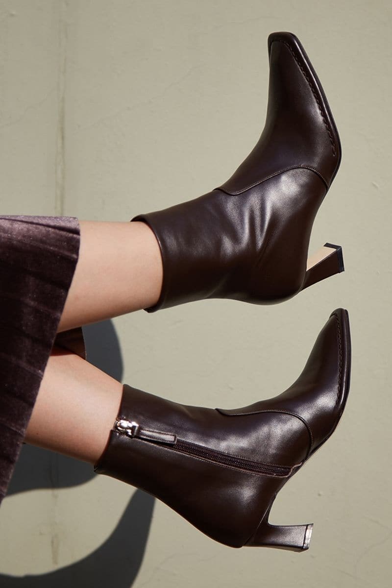 CALAIS CHOCOLATE ANKLE BOOTS | Je La Connais | CULT MIA