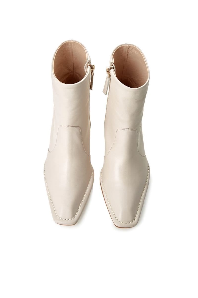 CALAIS OFF WHITE ANKLE BOOTS | Je La Connais | CULT MIA