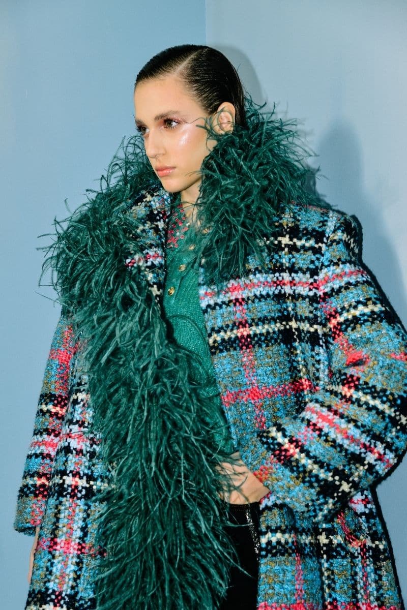 Lalo checkered tweed boa green coat for women, lightweight and stylish, shown on a model with a tailored fit and classic pattern.