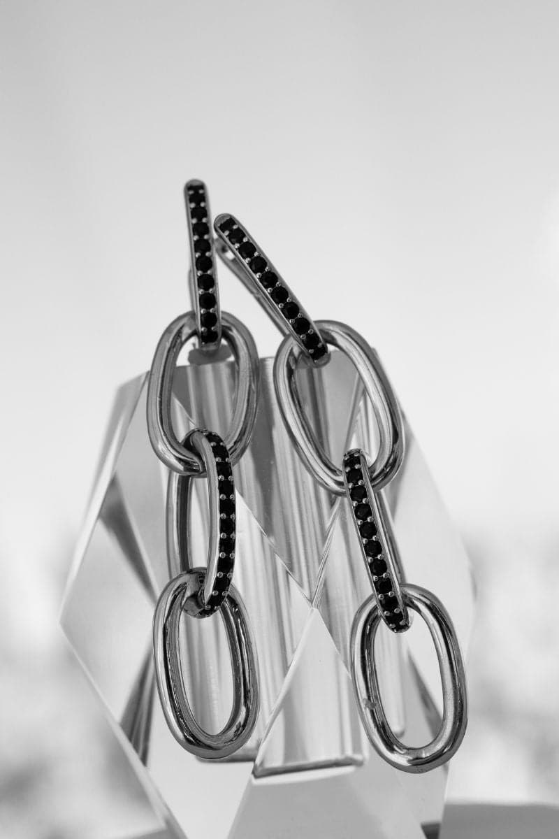 Black Spinel Links Earrings by Sara Shala featuring sleek black spinel stones and elegant linking design for sophisticated style.