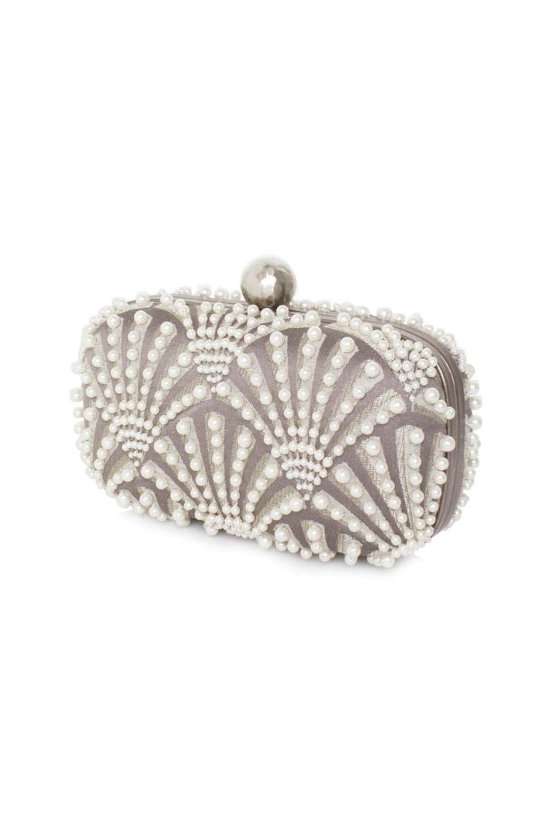 SCALLOPS SILVER EMBELLISHED PEARL BOX | Sarah's Bag | CULT MIA