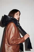 Brown Verheyen CHESCA oversized leather blazer with a relaxed fit, shown from the front on a plain background.